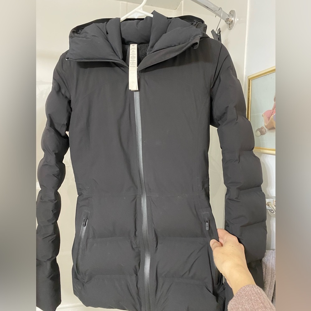 Lululemon Sleet Street winter jacket size 2